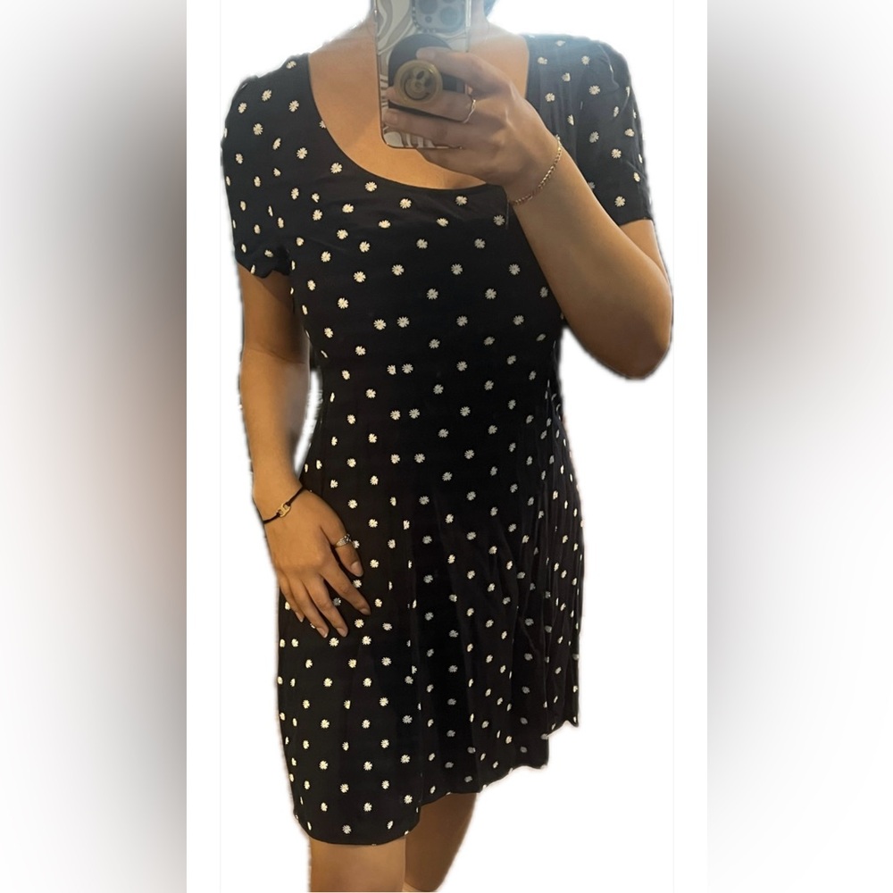 Navy blue daisy print sundress